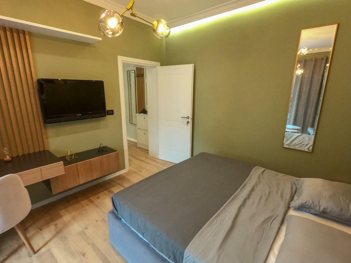 Roza'S Studio Tirana Center ภายนอก รูปภาพ