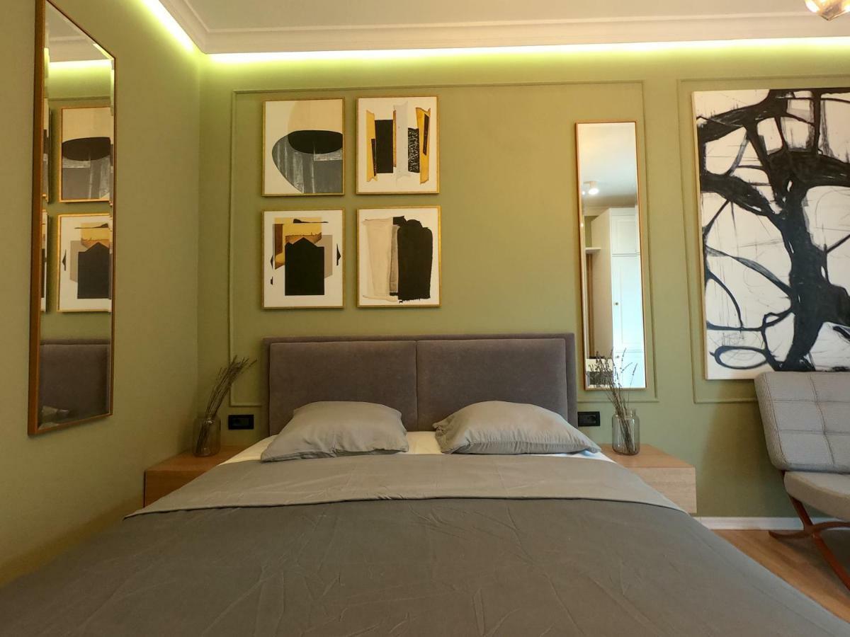 Roza'S Studio Tirana Center ภายนอก รูปภาพ
